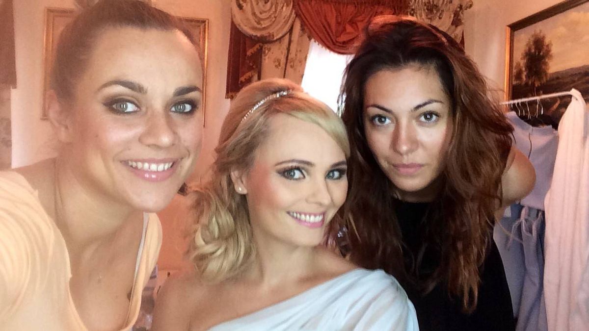 Agnieszka Jastrzębska, Corinne Jankowska i Marta Chomentowska na planie programu "Kto poślubi mojego syna"