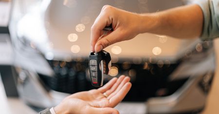 Wraca wyprzedaż rocznika. "Oferty nawet lepsze niż przed pandemią"