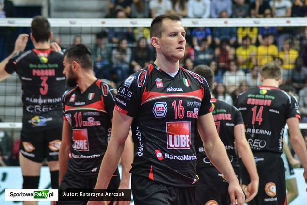 Bartosz Kurek wrócił do zdrowia i powinien zagrać w rewanżu z PGE Skrą Bełchatów w Lidze Mistrzów