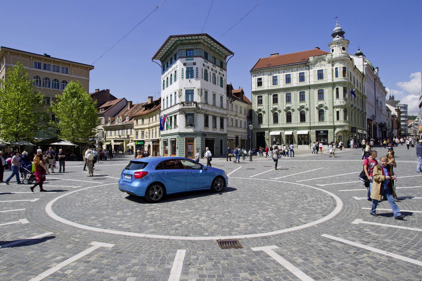 Mercedes-Benz klasy A (W176) - obszerna galeria prosto od producenta 25
