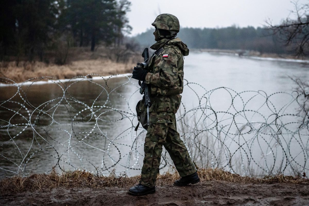 Prowokacja na granicy. Białoruscy żołnierze wystrzelili ładunek 
