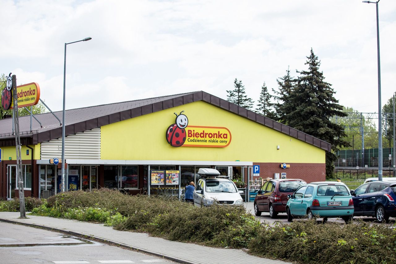 Niepewna sytuacja gospodarcza budzi niepokój właściciela Biedronki. Będzie nowy podatek?
