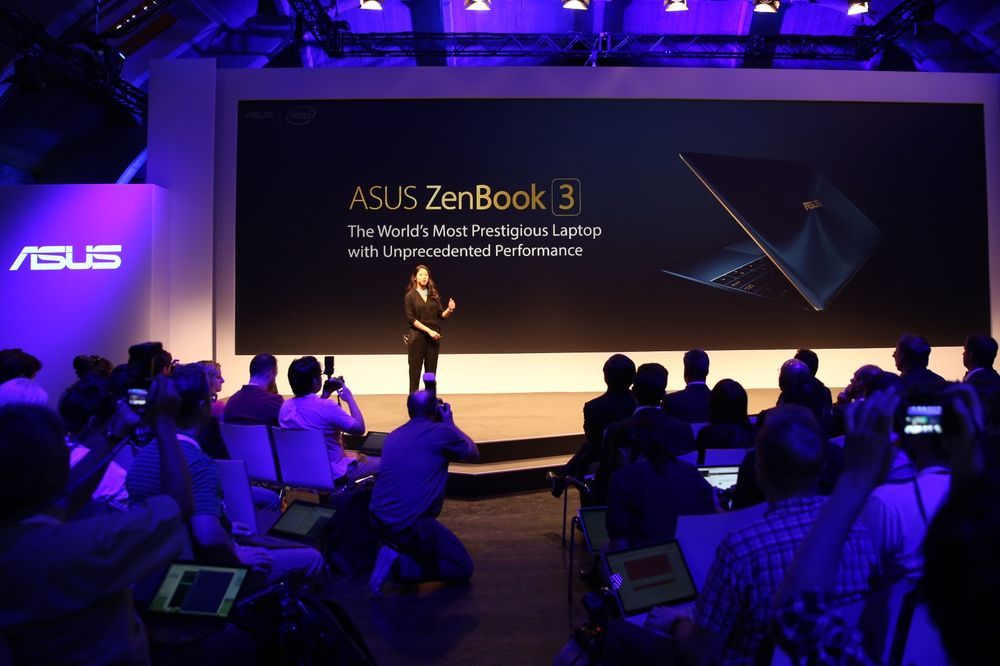 ASUS ZenBook 3 laptop