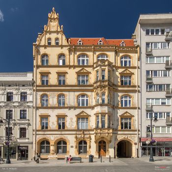 Smoki, lwy i kwiaty wróciły na Piotrkowską.