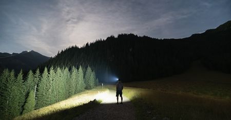 30 osób utknęło na szlaku nad Morskie Oko. Zadzwonili po pomoc