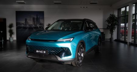Motoryzacja przyszłości zaczyna się online: współpraca OTOMOTO i BAIC