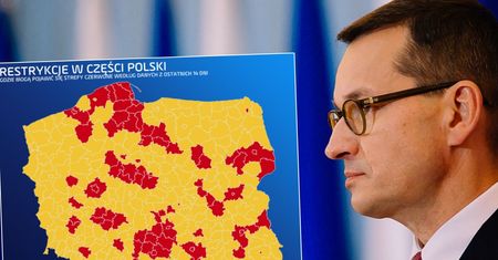 Mały "lockdown" jest już pewny. Polska świeci się na czerwono
