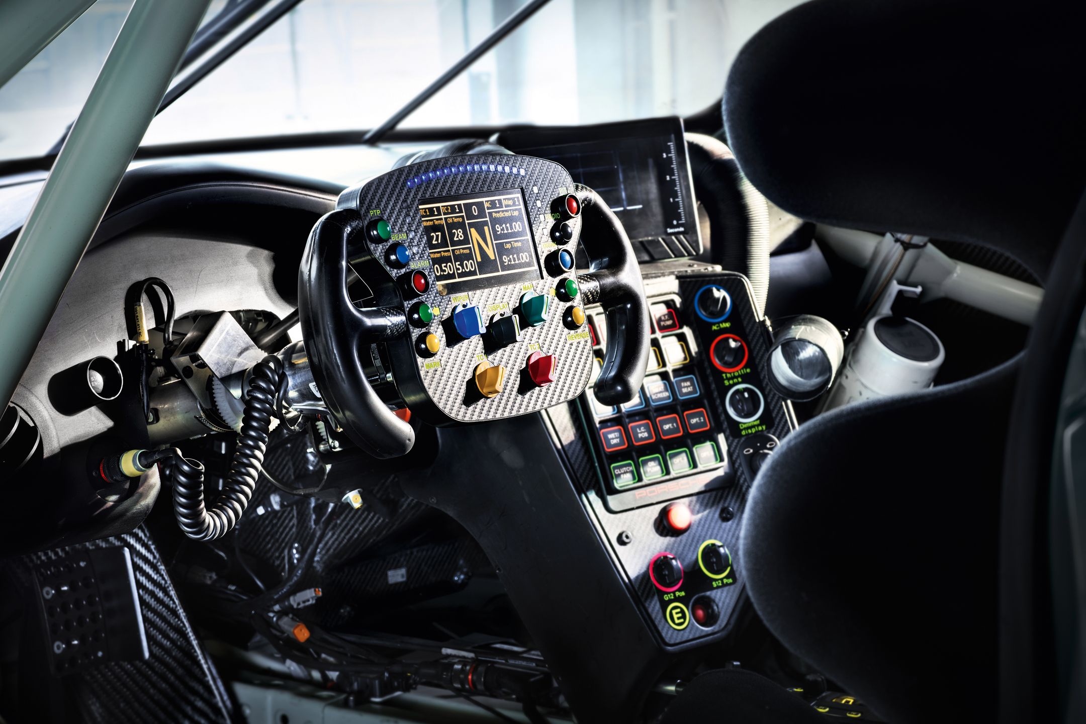 Porsche 911 RSR spec 2017