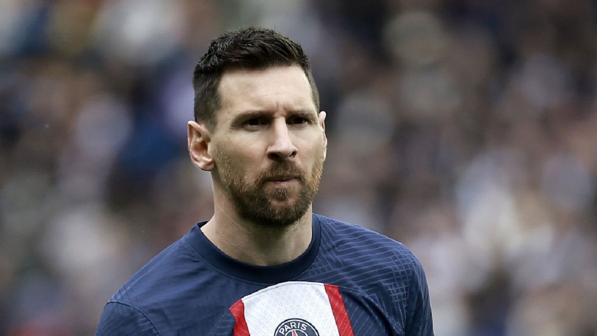 PAP/EPA / CHRISTOPHE PETIT TESSON  / Na zdjęciu: Lionel Messi