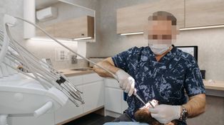 Dentysta molestował uczennice. Jest odpowiedź firmy, która go zatrudniła