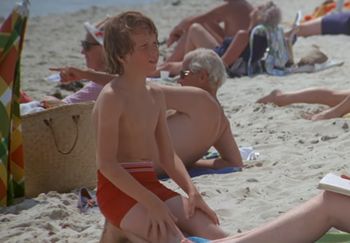 Miał krótką i tragiczną rolę w kultowym filmie. Zarabia na tym do dziś
