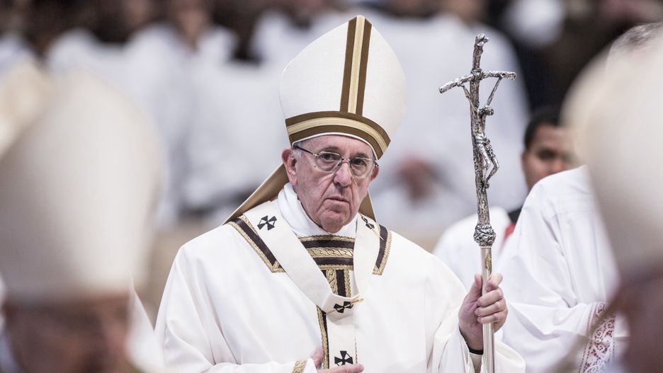 Watykan. Papież Franciszek przyjął dymisję Giovanniego Angelo Becciu