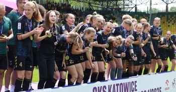 Kibice GKS Katowice pobili rekord. Na Nowej Bukowej odbyła się wielka feta dla piłkarek