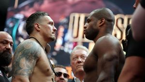 Spojrzeli sobie w oczy. Głośno o tym, co potem zrobił Usyk