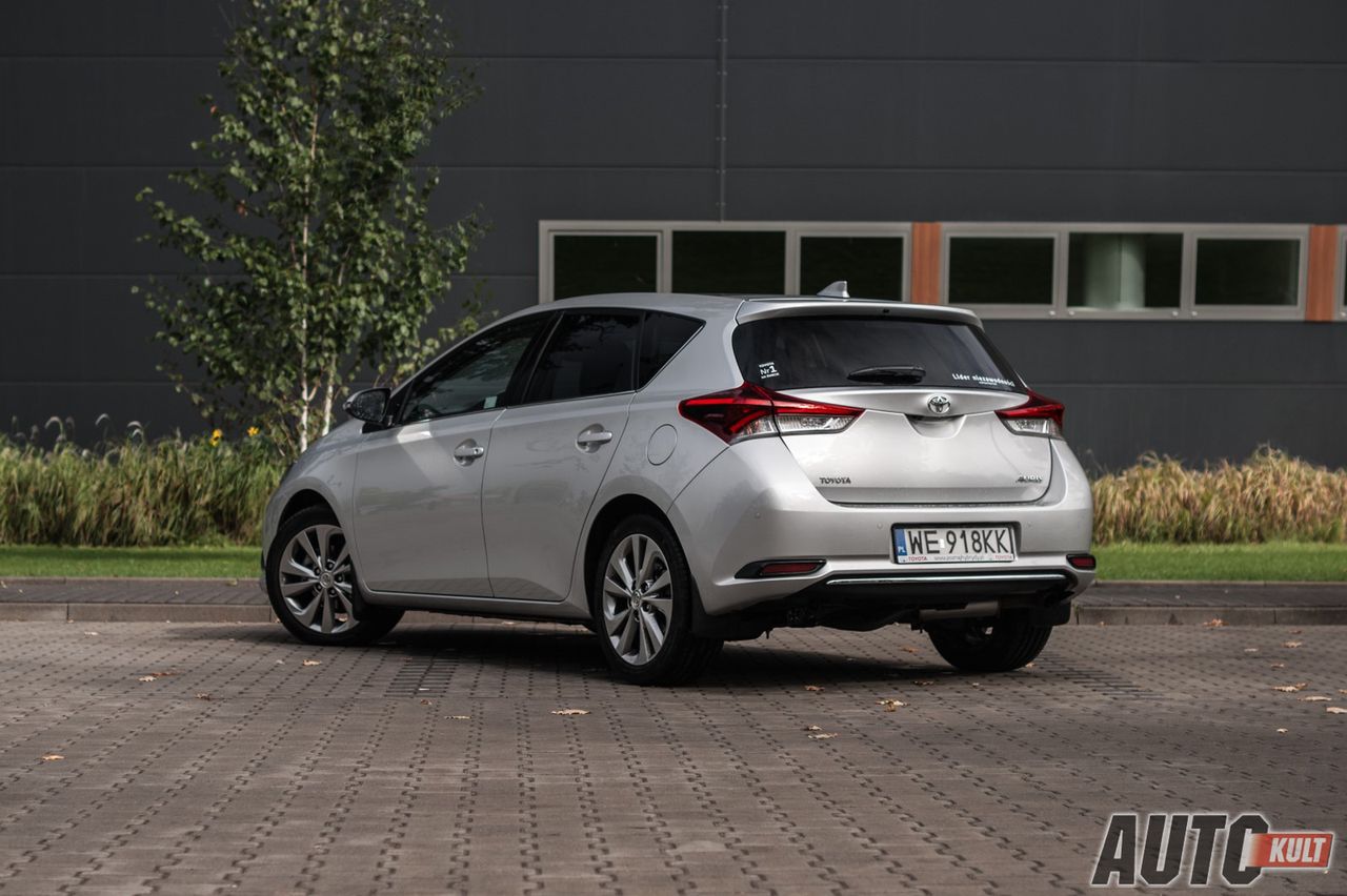 Nowa Toyota Auris 1.2 Multidrive S - zdjęcia