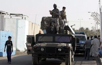 Ropa z Iraku. "Armia odzyskała kontrolę nad rafinerią Bajdżi"