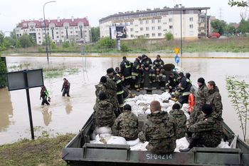Powódź 2010. Tak 15 lat temu Kraków walczył z wielką wodą. To były dni grozy