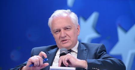 Gowin: Premier wyprowadził i ukrył ogromny dług. 300 miliardów złotych