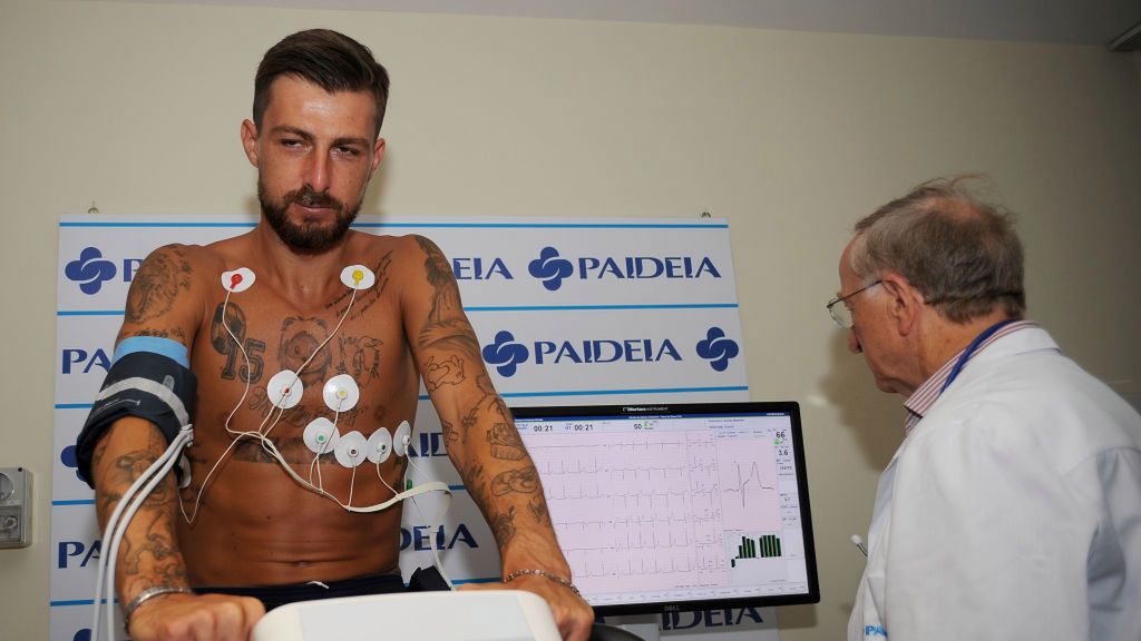 Francesco Acerbi podczas testów medycznych w Lazio Rzym