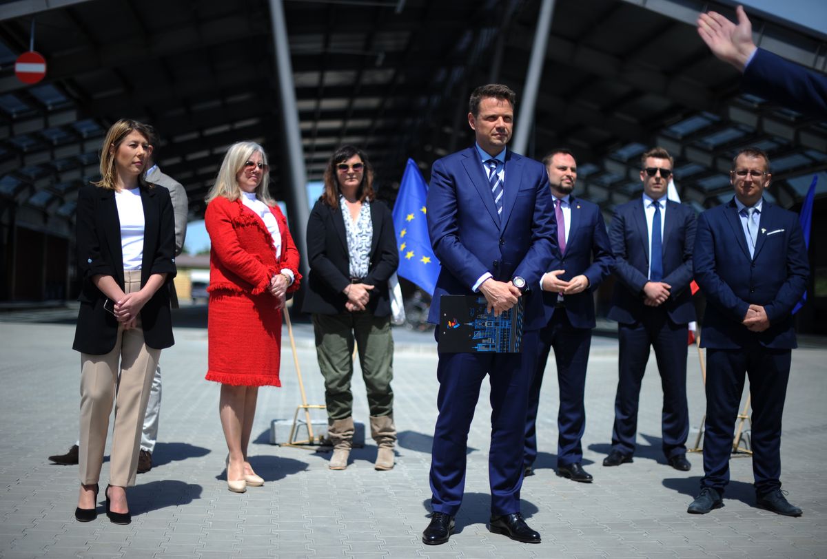 Warszawa. Ile zarabia prezydent Rafał Trzaskowski i wiceprezydenci stolicy? Informację o dochodach szefów stołecznego ratusza upublicznił informator BIP. Fot