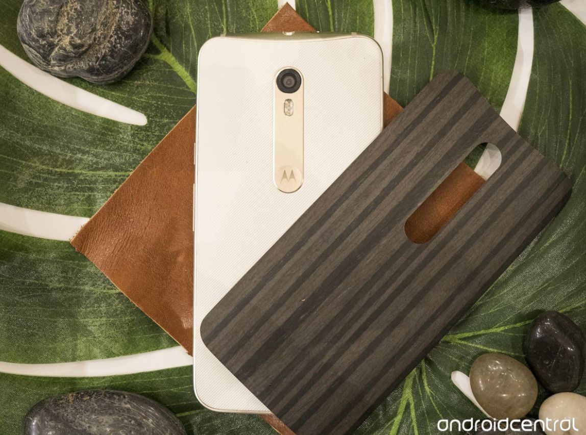 Moto Shop - sklep Motoroli, w którym rzucisz smartfona o beton popijając kawę 6