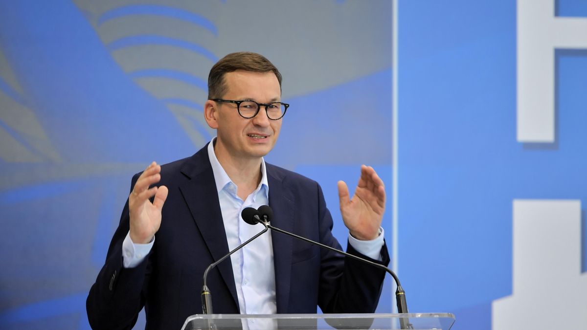 Górzno, 07.07.2021. Premier Mateusz Morawiecki podczas wizyty w Górznie (pow. garwoliński), 7 bm. (jm) PAP/Przemysław Piątkowski