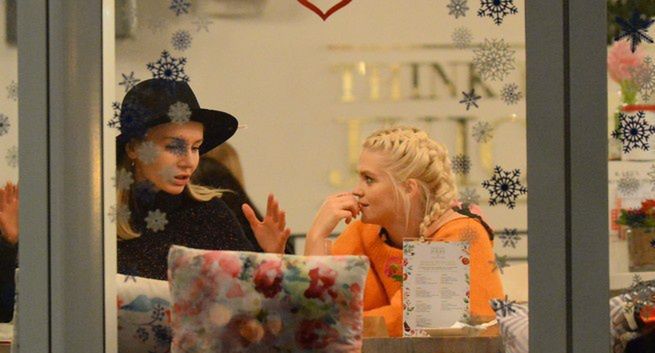 Agnieszka Woźniak-Starak kolejną ambasadorką lakierów hybrydowych Semilac