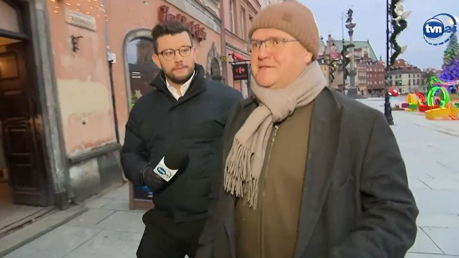  Maciej Wąsik (PiS) z dziennikarzem TVN24