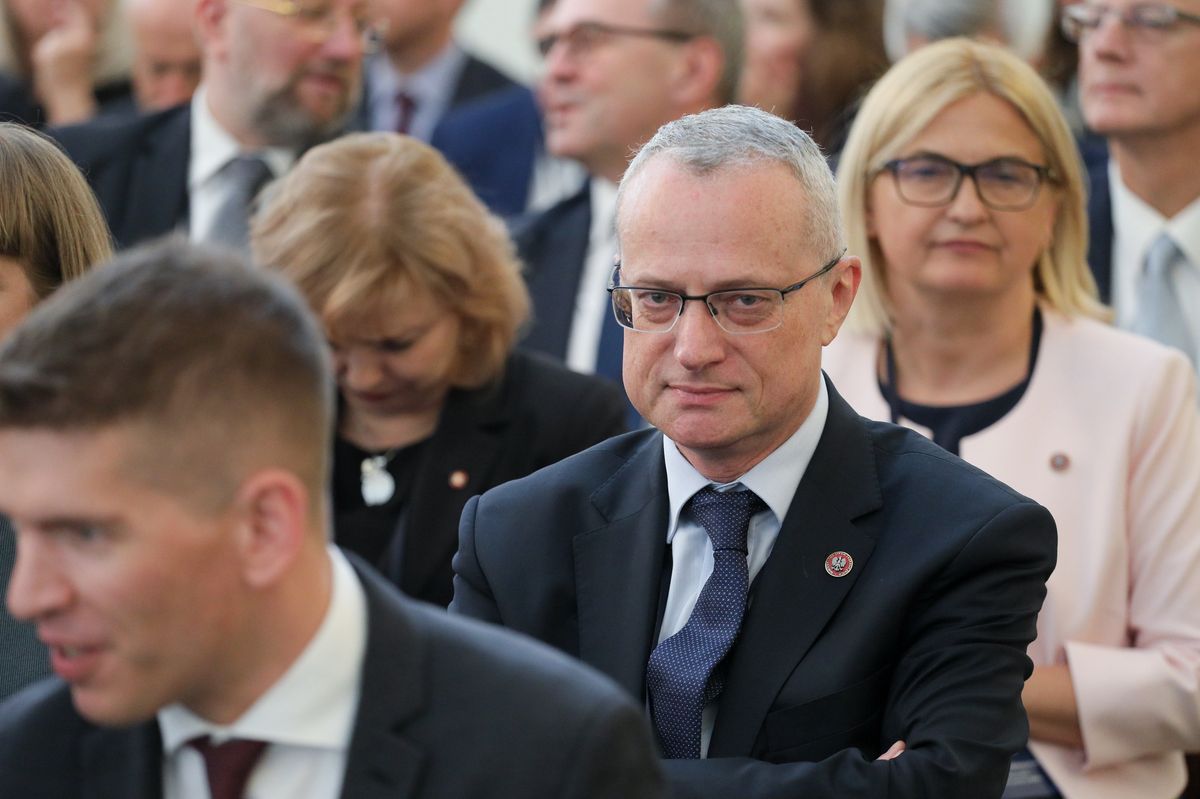 marek magierowski, ambasador, msz, radosław sikorski Magierowski dostał dwie propozycje od MSZ. Mógł być ambasadorem