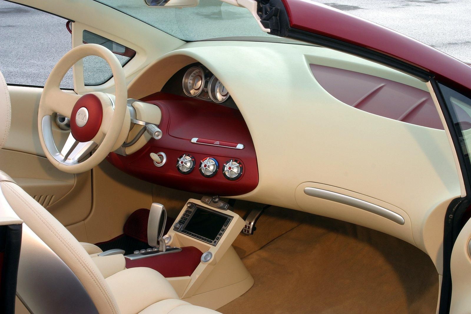 Kia KCV III Concept (2003)