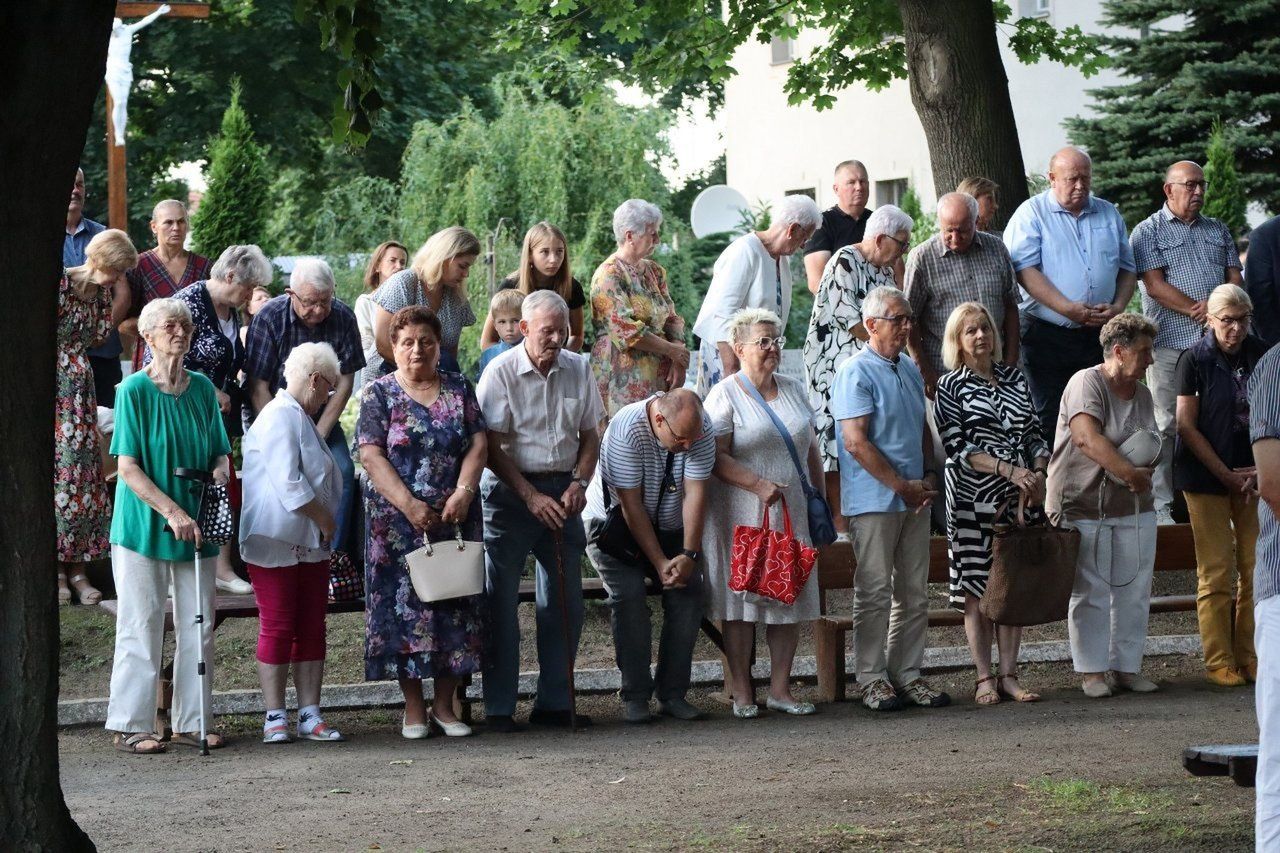 Zbliża się odpust Porcjunkuli w Osiecznej. Franciszkanie przygotowali między innymi wieczór z piosenką. Odpust potrwa od 31.07do 4.08