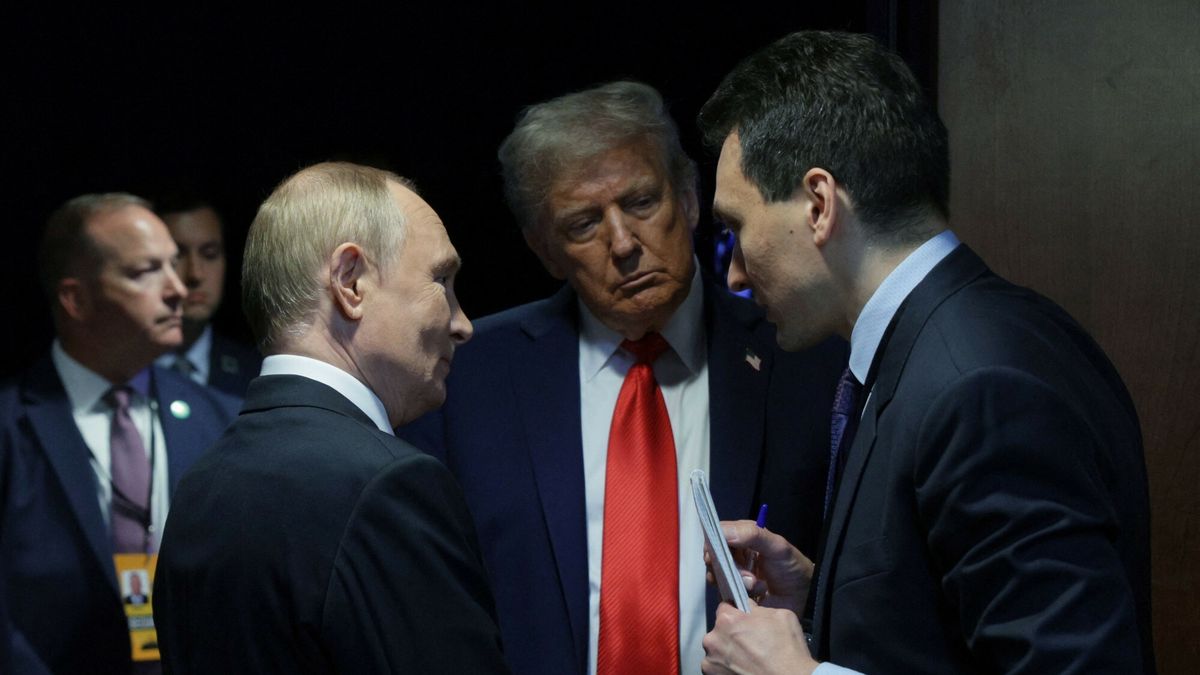 Trump zapowiadał efekty po spotkaniu z Putinem. "Kompletne fiasko"