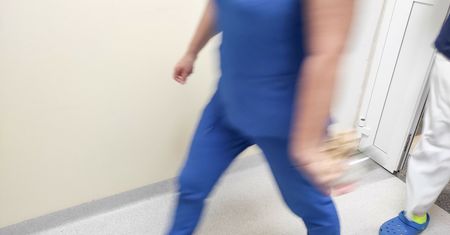 Pracowała w szpitalu, udając psychologa. Aktywistka oskarżona