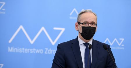 Obowiązek szczepień przeciw COVID-19. "Wirus do marca nie poczeka"
