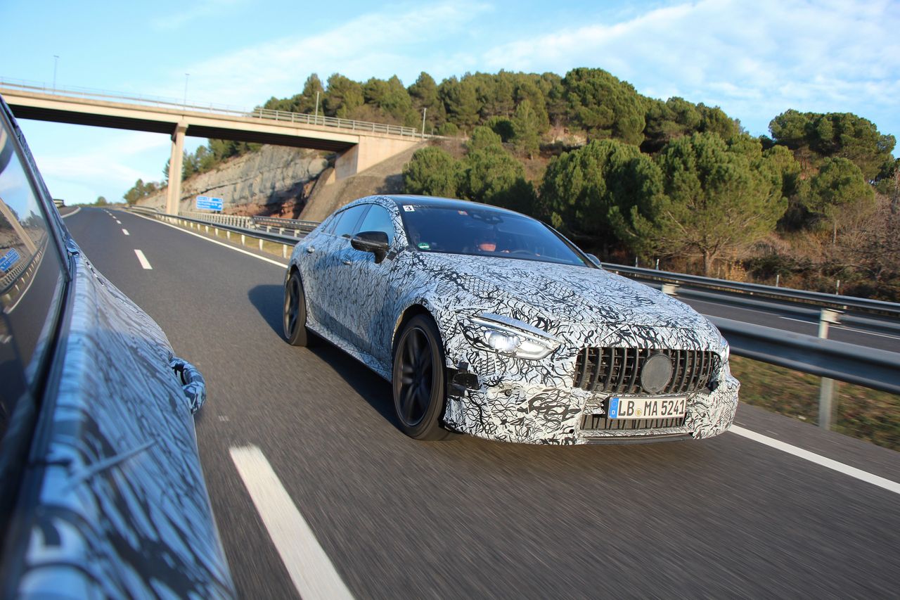 Czterodrzwiowy Mercedes-AMG GT na oficjalnych zdjęciach. Premiera już wkrótce
