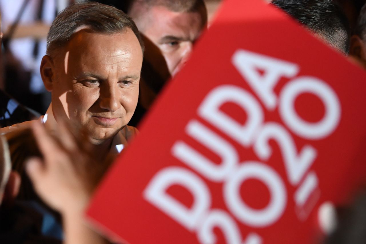 Wybory 2020. Andrzej Duda walczy o głosy Konfederacji. Sztab PiS liczy na wyborców Krzysztofa Bosaka