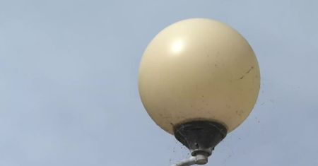 “Będziemy musieli rezygnować z inwestycji”. Podwyżki cen energii uderzają w samorządy