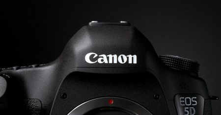 Canon EOS 5D Mark III - połączenie 5D Mark II i 1D X