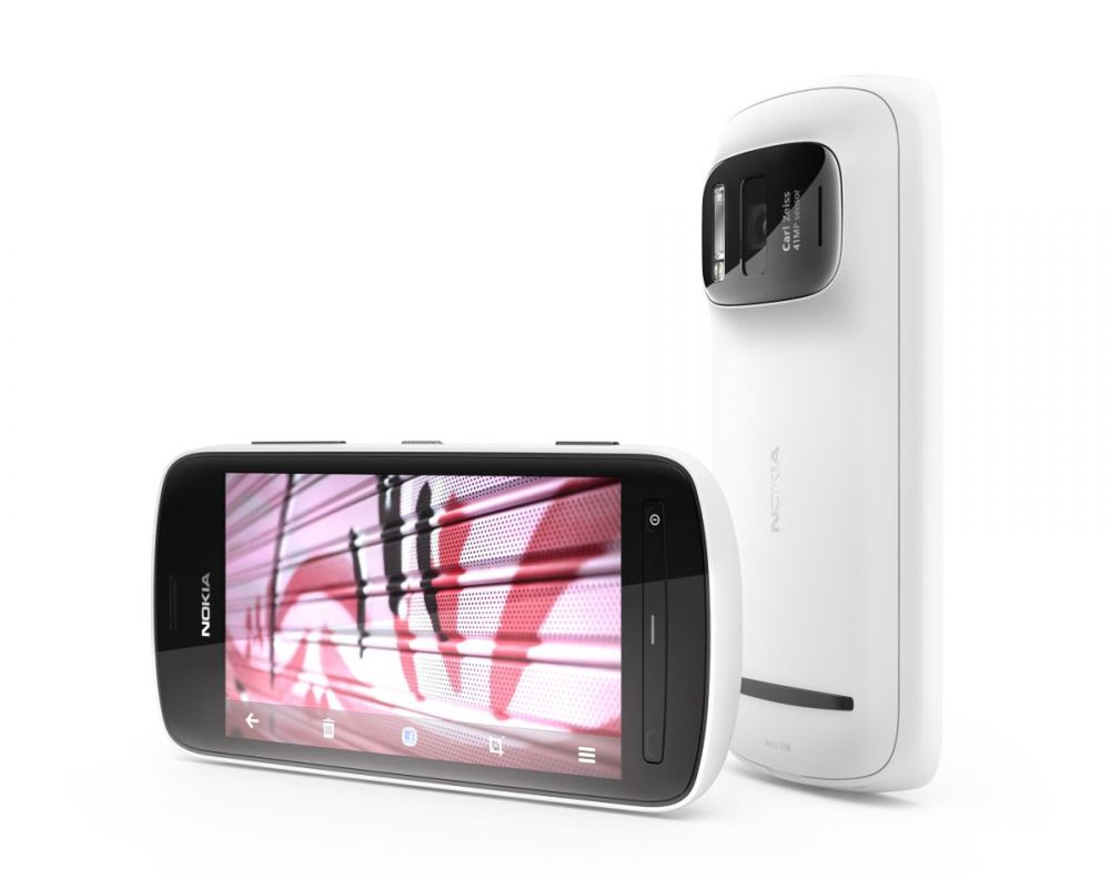 Nokia 808 PureView z aparatem 41 Mpix! Rewolucja? [wideo]