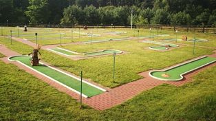 Wielkie zmiany na polu do minigolfa nad zalewem w Przedborzu
