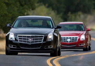 Cadillac cofa CTS z powodu airbaga