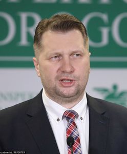 Paszporty "Polityki". Okrutnie zakpili z Czarnka. "Miał nadzieję, że młodzież wytrzyma"