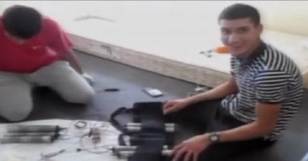 Przerażające nagranie terrorystów. Tak przygotowywali się do ataku