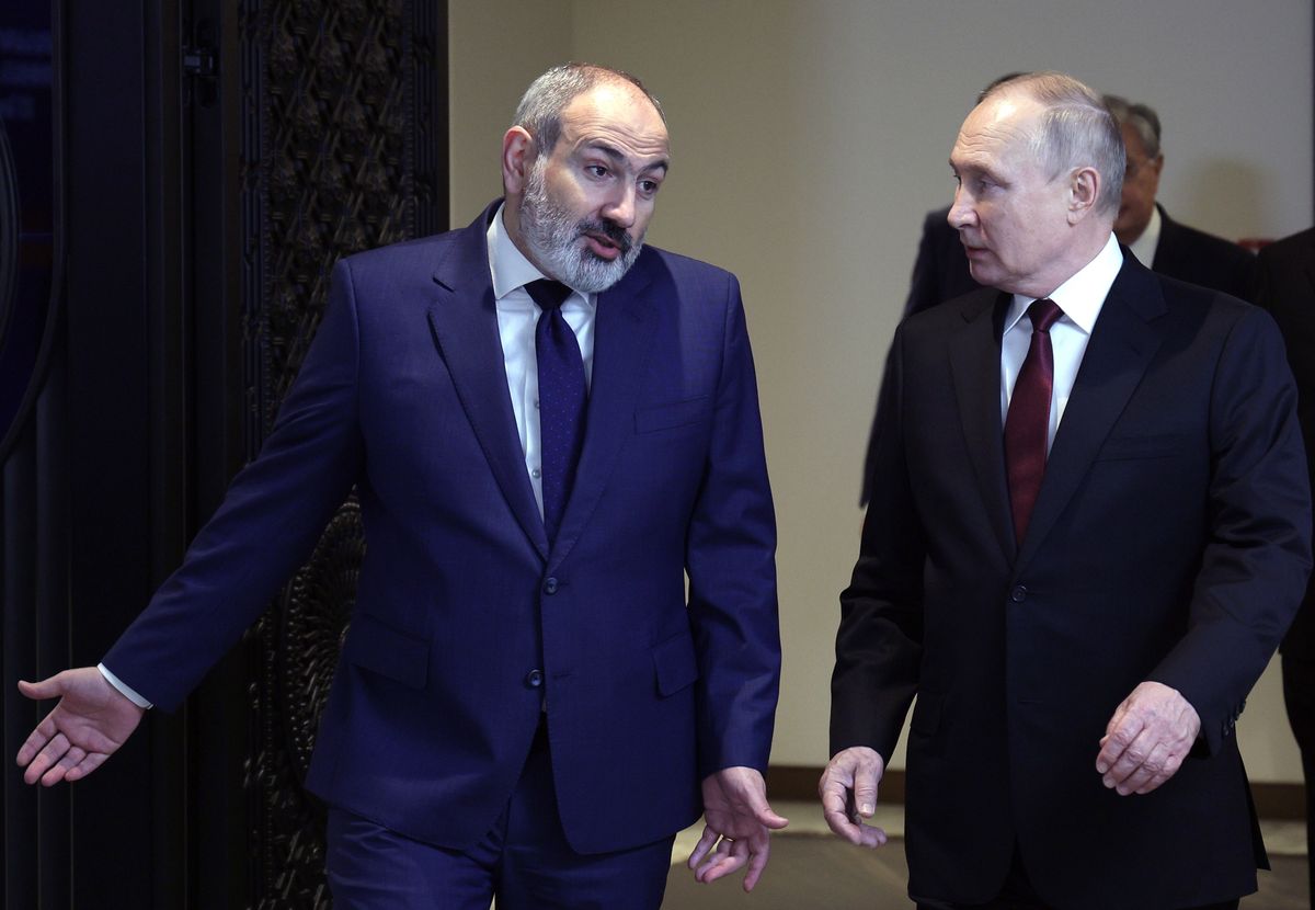 Premier Armenii i Władimir Putin