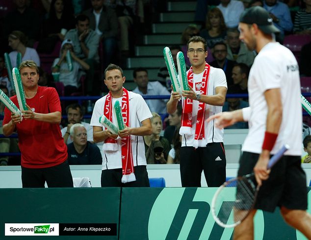 We wrześniu niepocieszony Jerzy Janowicz mógł tylko dopingować zespół z trybun