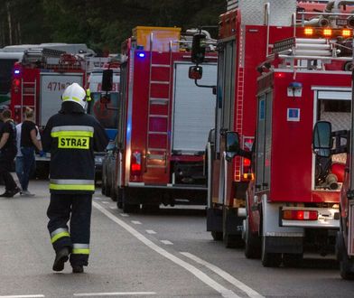 Wypadek w rejonie Pucka. Motocyklista stracił przytomność, akcja służb