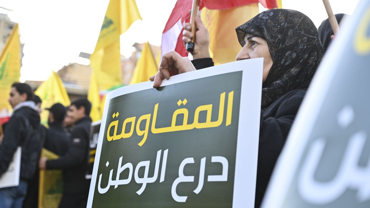 Supporters of Hezbollah and other Lebanese political parties gather during a protest condemning recent Israeli military actions in Lebanon and call on the international community to intervene as tensions escalate along the southern border, outside the headquarters of the UN Economic and Social Commission for Western Asia, ESCWA, in Beirut, Lebanon, on February 4, 2026 (Photo by Fadel Itani/NurPhoto via Getty Images).