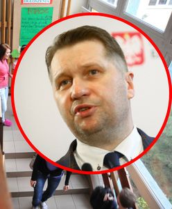 Czarnek krytykuje "rurki". Dostało się uczniom w wąskich spodniach