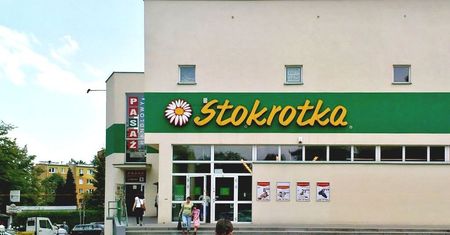 Stokrotka zwiększa sprzedaż o jedną piątą. Kolejny miesiąc dobrych wyników sieci sklepów