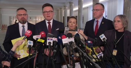 Hołownia: Carlson zagrał rolę pożytecznego idioty. Putin jest śmiertelnym zagrożeniem dla Polski